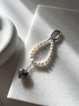 Brelok Blair #1 z perłami naturalnymi, serce 